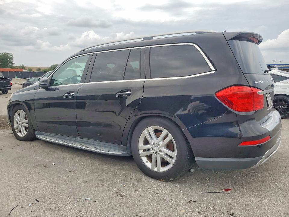 62673486 :رقم المزاد ، 4JGDF6EE3FA495400 vin ، 2015 Mercedes-benz Gl مزاد بيع