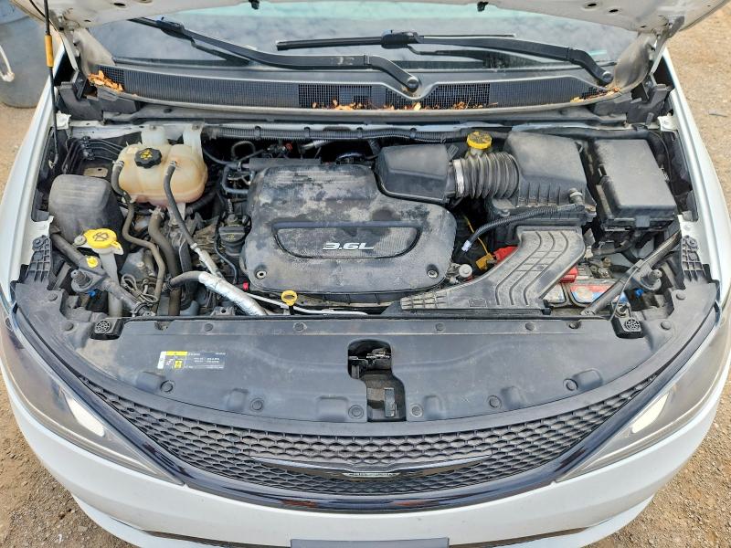 Продажа на аукционе авто 2018 Chrysler Pacifica, vin: 2C4RC1EG6JR252773, номер лота: 60114736