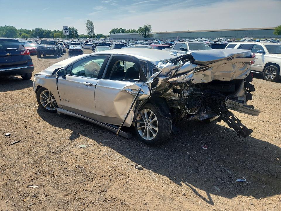 Продажа на аукционе авто 2019 Ford Fusion, vin: 3FA6P0LU3KR143506, номер лота: 62506306