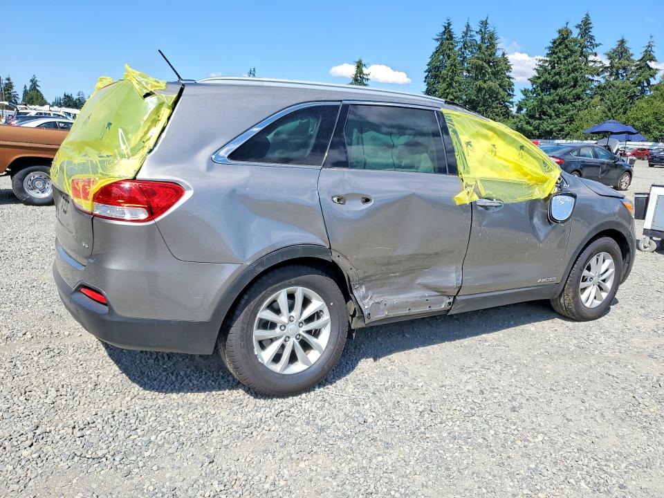 2017 Kia Sorento მანქანა იყიდება აუქციონზე, vin: 5XYPGDA52HG209080, აუქციონის ნომერი: 61634086