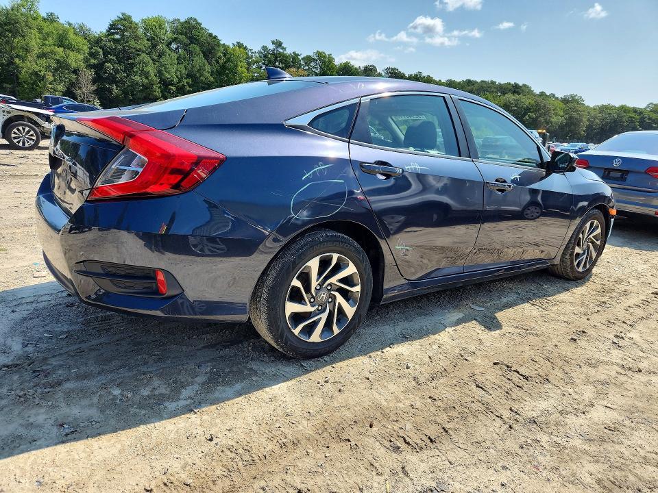 Продаж на аукціоні авто 2017 Honda Civic, vin: 2HGFC2F74HH577530, номер лоту: 62143116