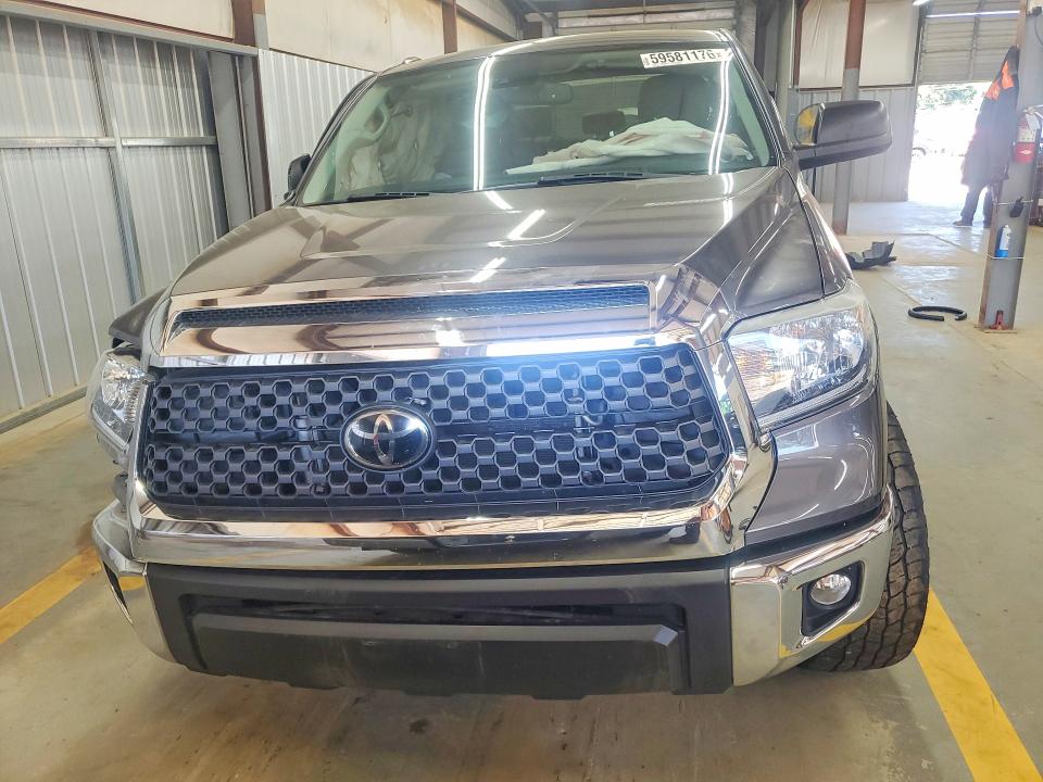 59581176 :رقم المزاد ، 5TFDY5F16MX968057 vin ، 2021 Toyota Tundra مزاد بيع
