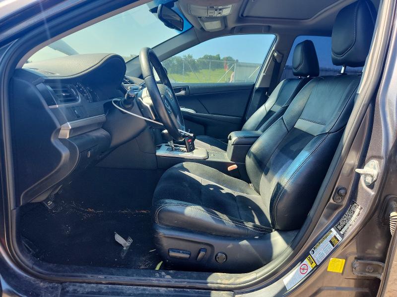 57572046 :رقم المزاد ، 4T1BK1FK2CU014640 vin ، 2012 Toyota Camry مزاد بيع