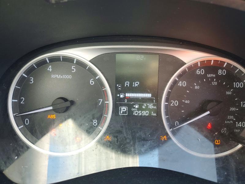 60137956 :رقم المزاد ، 3N1CN8DV1LL802523 vin ، 2020 Nissan Versa مزاد بيع