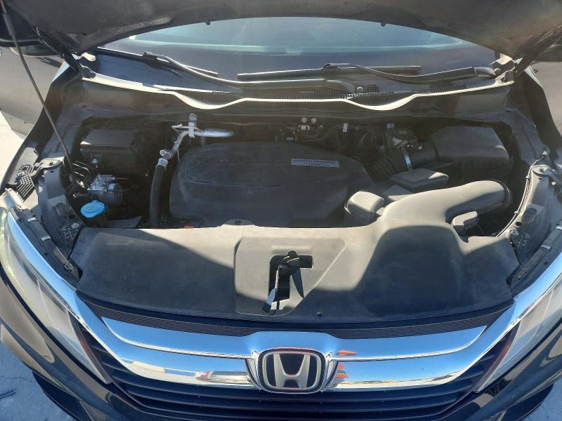 2018 Honda Odyssey მანქანა იყიდება აუქციონზე, vin: 5FNRL6H7XJB003882, აუქციონის ნომერი: 60175126