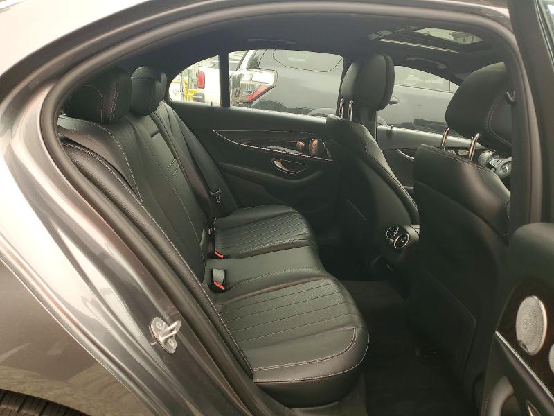 60990806 :رقم المزاد ، WDDZF4KB2HA091540 vin ، 2017 Mercedes-benz E مزاد بيع