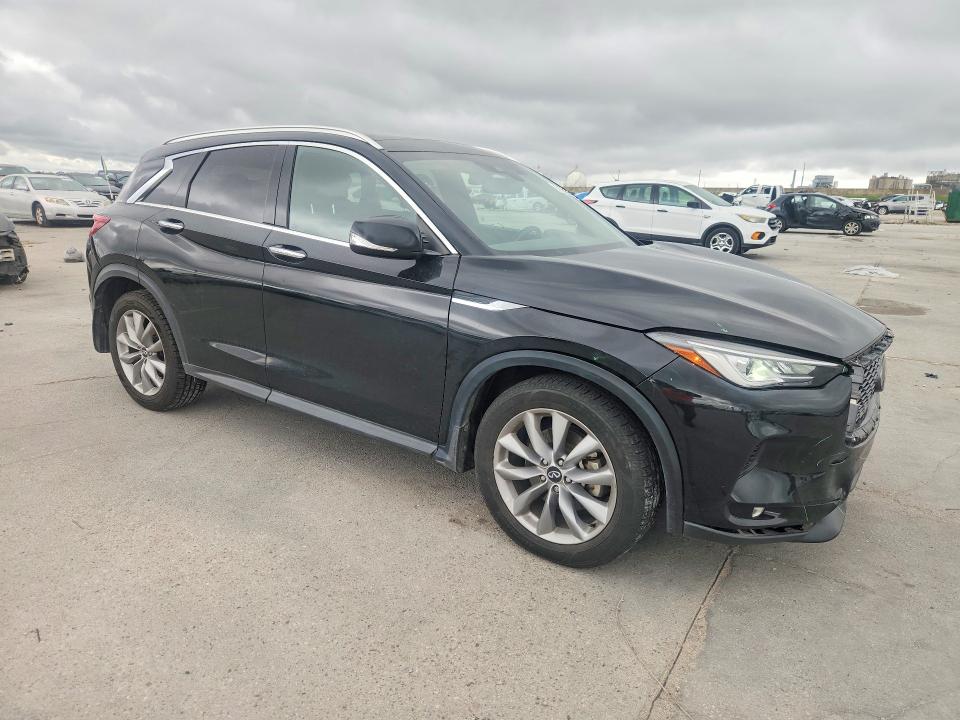61606096 :رقم المزاد ، 3PCAJ5BA3NF107959 vin ، 2022 Infiniti Qx50 مزاد بيع