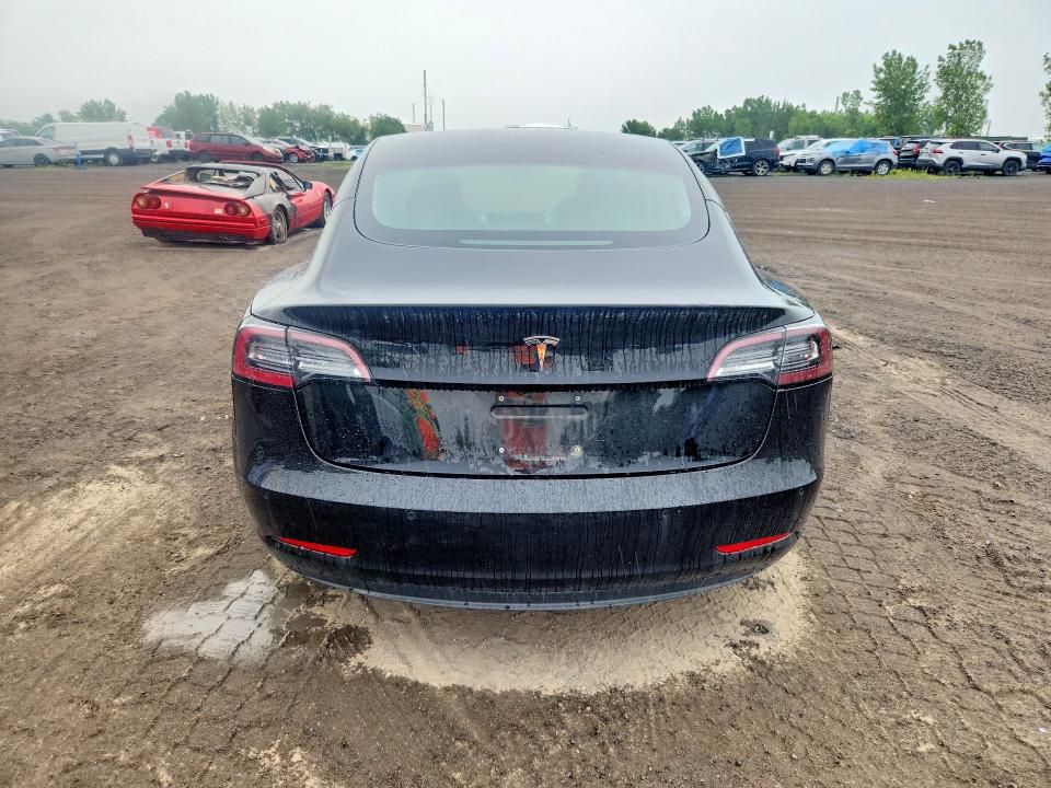 60258566 :رقم المزاد ، 5YJ3E1EA7JF095617 vin ، 2018 Tesla Model 3 مزاد بيع