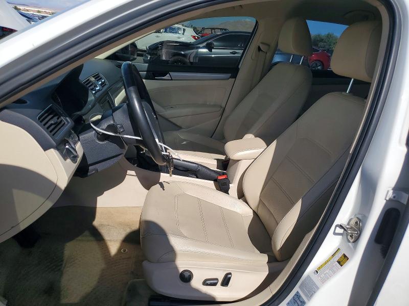 Продажа на аукционе авто 2015 Volkswagen Passat, vin: 1VWAT7A38FC109761, номер лота: 62122426