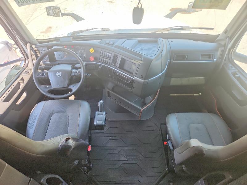 2019 Volvo Vnl მანქანა იყიდება აუქციონზე, vin: 4V4NC9EH7KN193192, აუქციონის ნომერი: 61545436