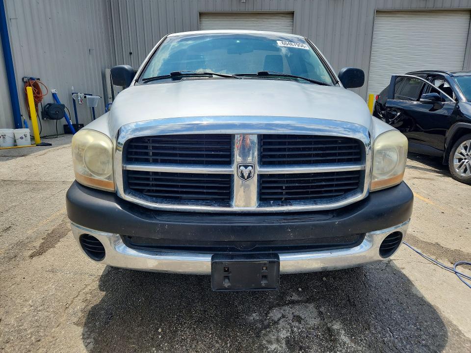 2006 Dodge Ram 1500 მანქანა იყიდება აუქციონზე, vin: 1D7HA16K96J215979, აუქციონის ნომერი: 60467956