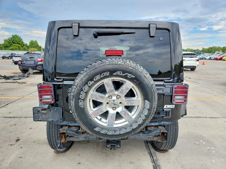 Продажа на аукционе авто 2014 Jeep Wrangler Unlimited, vin: 1C4BJWEG7EL185717, номер лота: 62271796