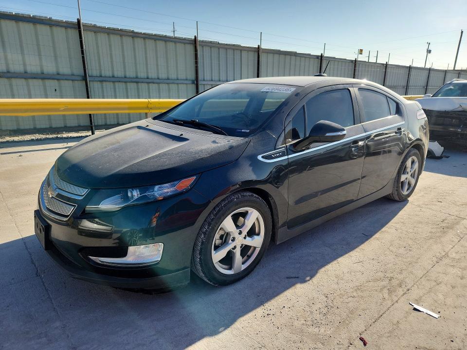 62694236 :رقم المزاد ، 1G1RA6E47FU125526 vin ، 2015 Chevrolet Volt مزاد بيع