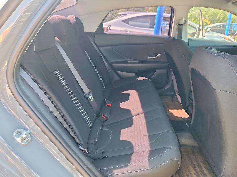 60447696 :رقم المزاد ، KMHLM4AJ7NU019978 vin ، 2022 Hyundai Elantra مزاد بيع