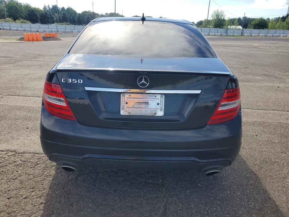 Продаж на аукціоні авто 2013 Mercedes-benz C, vin: WDDGF5HB5DA873815, номер лоту: 60259296