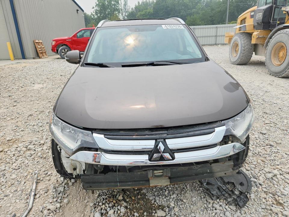 61024256 :رقم المزاد ، JA4JZ4AX1HZ006002 vin ، 2017 Mitsubishi Outlander مزاد بيع