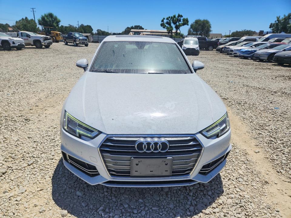 Продажа на аукционе авто 2018 Audi A4, vin: WAULMAF40JN012040, номер лота: 63603076