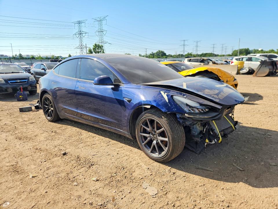 Продажа на аукционе авто 2018 Tesla Model 3, vin: 5YJ3E1EB1JF064940, номер лота: 60016766