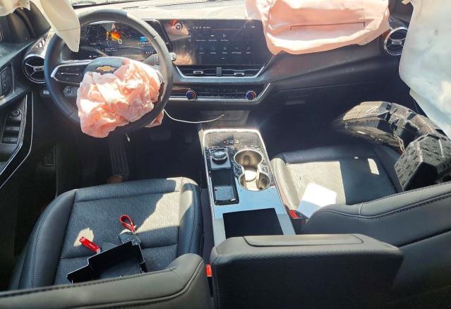 Продажа на аукционе авто 2026 Chevrolet Equinox, vin: 3GNAXPEG6TL104425, номер лота: 63046006