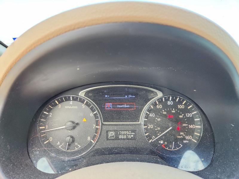 2015 Nissan Altima მანქანა იყიდება აუქციონზე, vin: 1N4AL3AP9FN305121, აუქციონის ნომერი: 59679656
