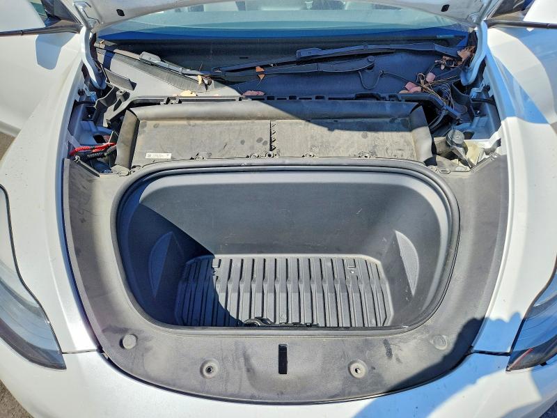 62913886 :رقم المزاد ، 7SAYGDEE4PA129350 vin ، 2023 Tesla Model Y مزاد بيع