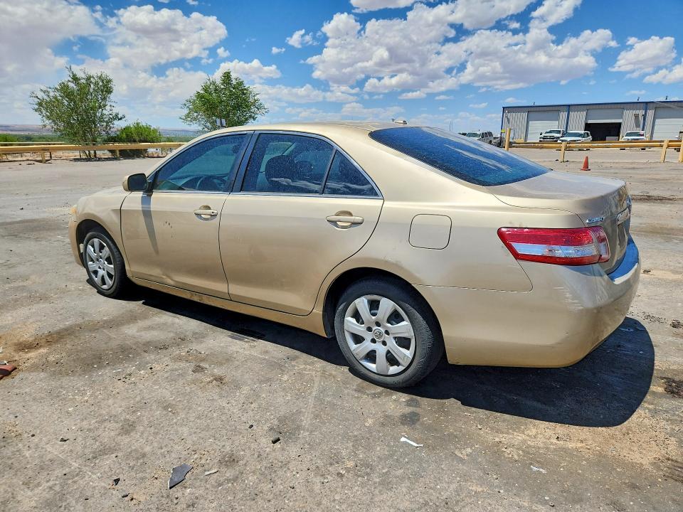 60573406 :رقم المزاد ، 4T1BF3EK2BU633027 vin ، 2011 Toyota Camry مزاد بيع