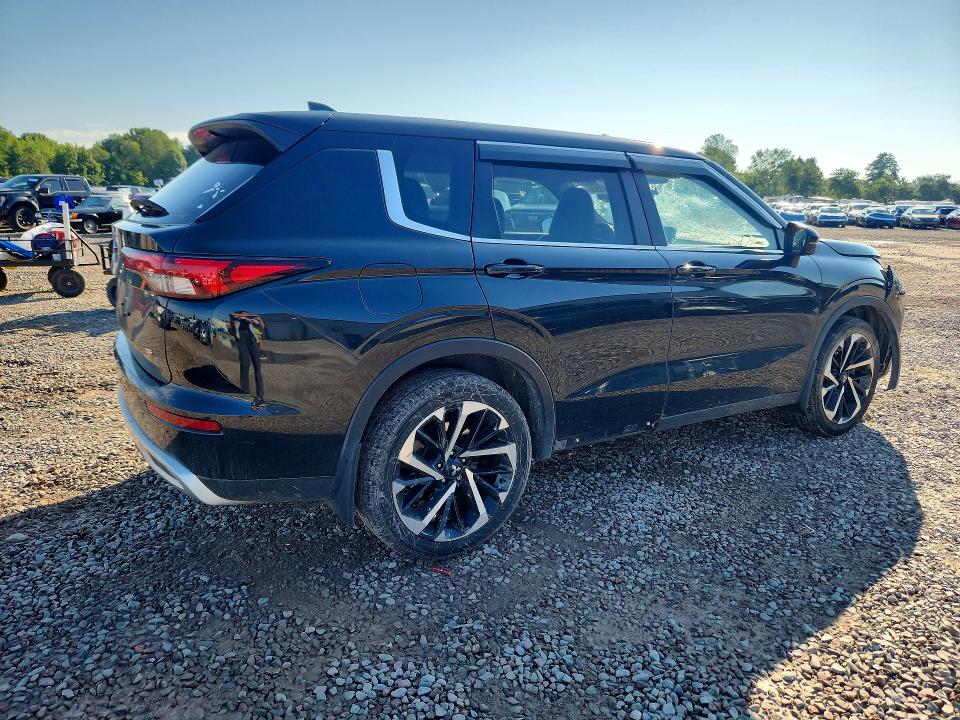 2024 Mitsubishi Outlander მანქანა იყიდება აუქციონზე, vin: JA4J4VA83RZ003990, აუქციონის ნომერი: 63258506