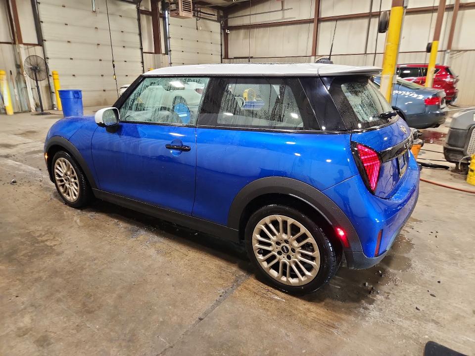 2025 Mini Cooper მანქანა იყიდება აუქციონზე, vin: WMW23GD07S2W62858, აუქციონის ნომერი: 62437716