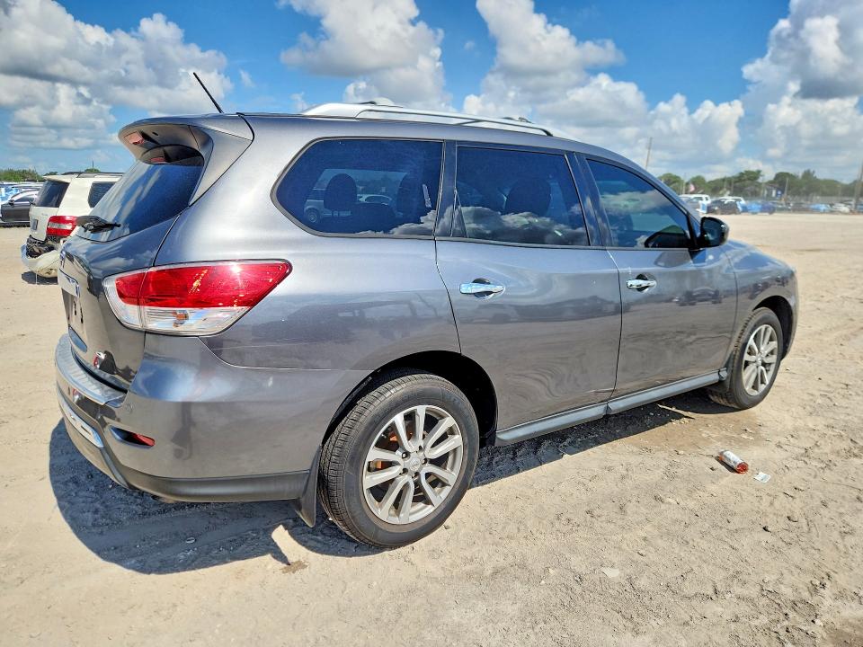 74513725 :رقم المزاد ، 5N1AR2MN2GC624592 vin ، 2016 Nissan Pathfinder مزاد بيع