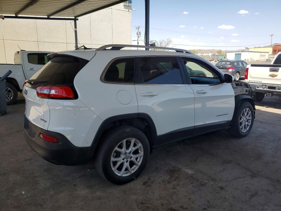 63031666 :رقم المزاد ، 1C4PJMCB1GW325800 vin ، 2016 Jeep Cherokee مزاد بيع