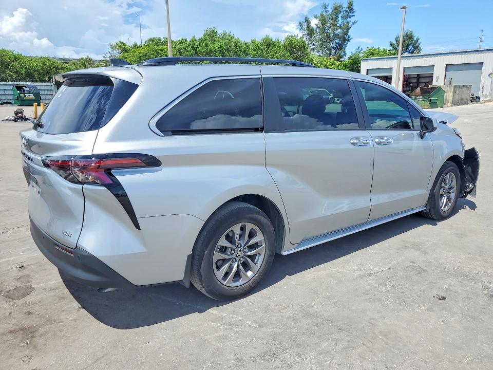 63239436 :رقم المزاد ، 5TDJRKEC1SS255166 vin ، 2025 Toyota Sienna مزاد بيع