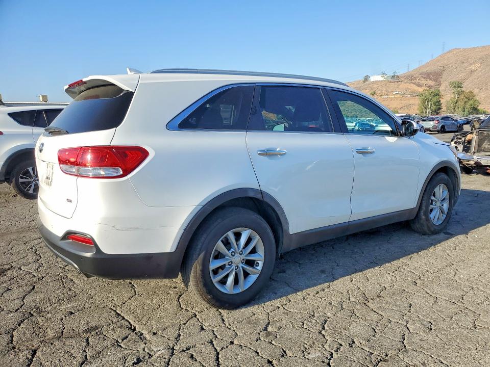 Продажа на аукционе авто 2018 Kia Sorento, vin: 5XYPG4A37JG348044, номер лота: 60144796