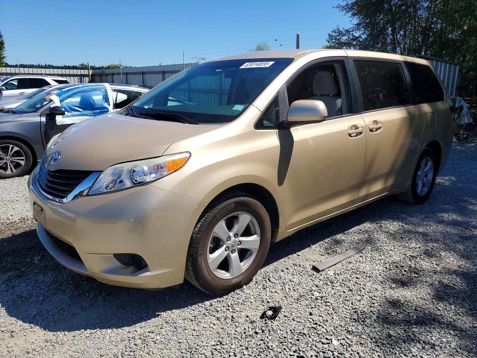 63014026 :رقم المزاد ، 5TDKA3DC8BS007774 vin ، 2011 Toyota Sienna مزاد بيع