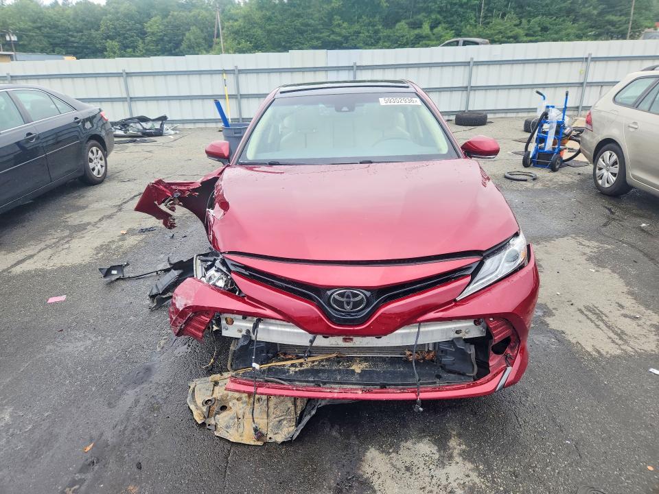 2018 Toyota Camry მანქანა იყიდება აუქციონზე, vin: 4T1B11HKXJU549812, აუქციონის ნომერი: 59352936