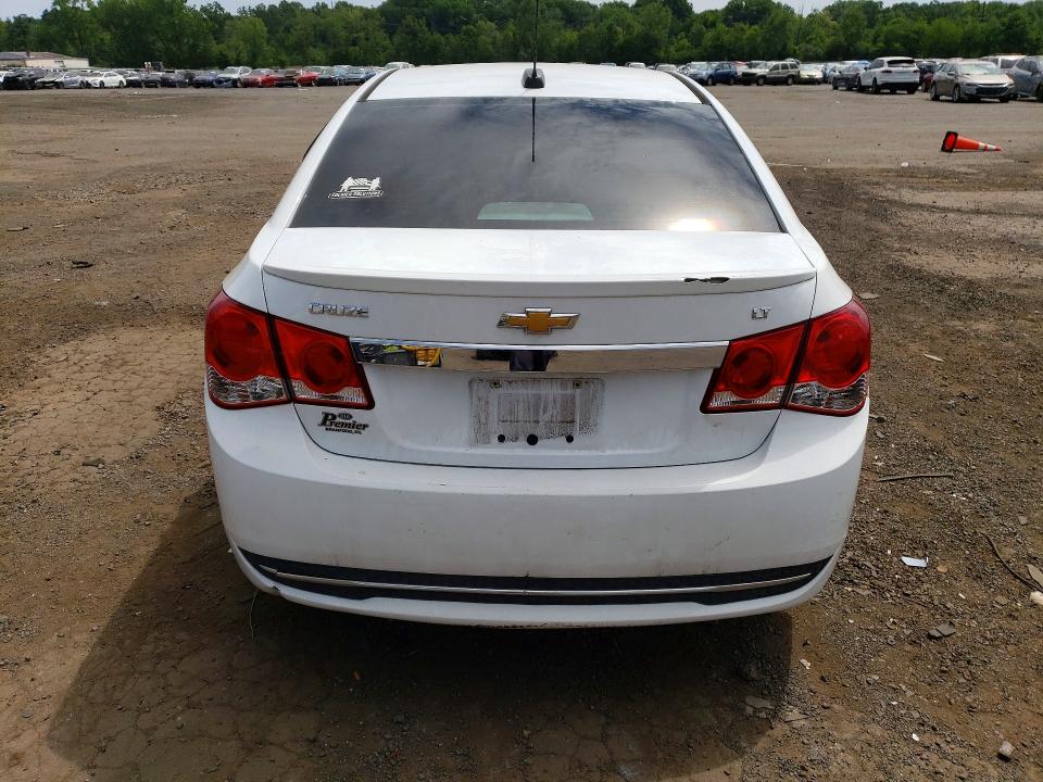 2015 Chevrolet Cruze მანქანა იყიდება აუქციონზე, vin: 1G1PC5SB7F7135910, აუქციონის ნომერი: 61612796