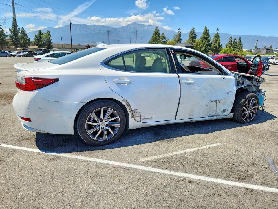 Продажа на аукционе авто 2016 Lexus Es, vin: JTHBW1GGXG2101169, номер лота: 61041656