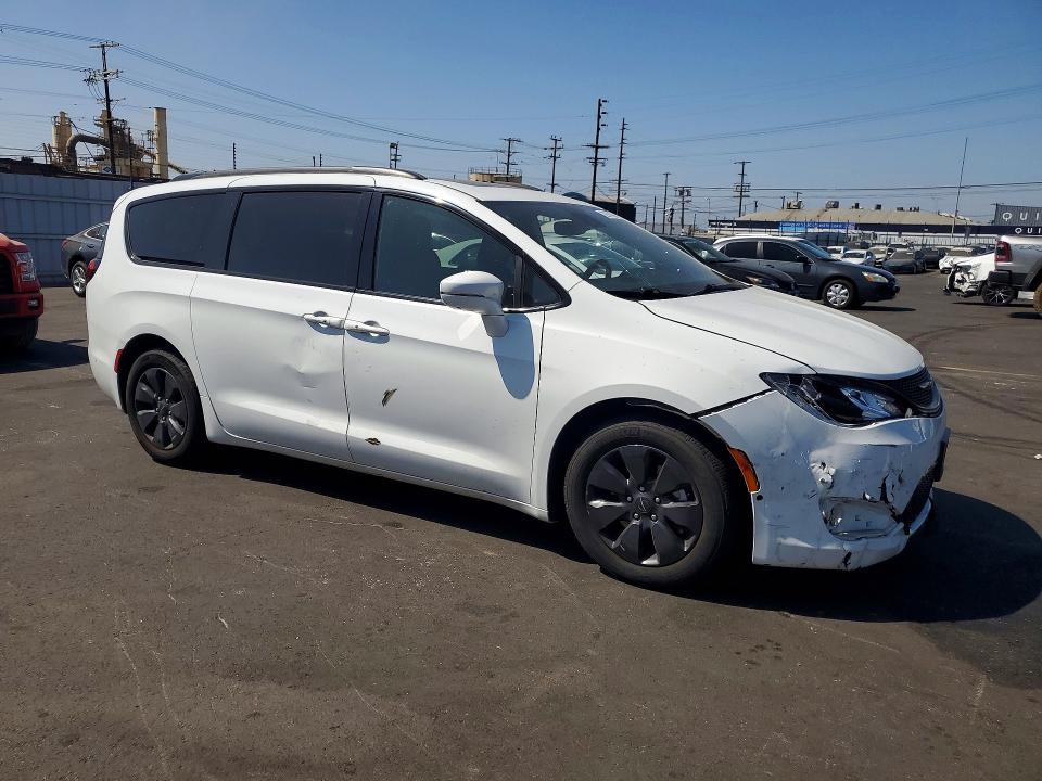 62974616 :رقم المزاد ، 2C4RC1N78LR263292 vin ، 2020 Chrysler Pacifica مزاد بيع