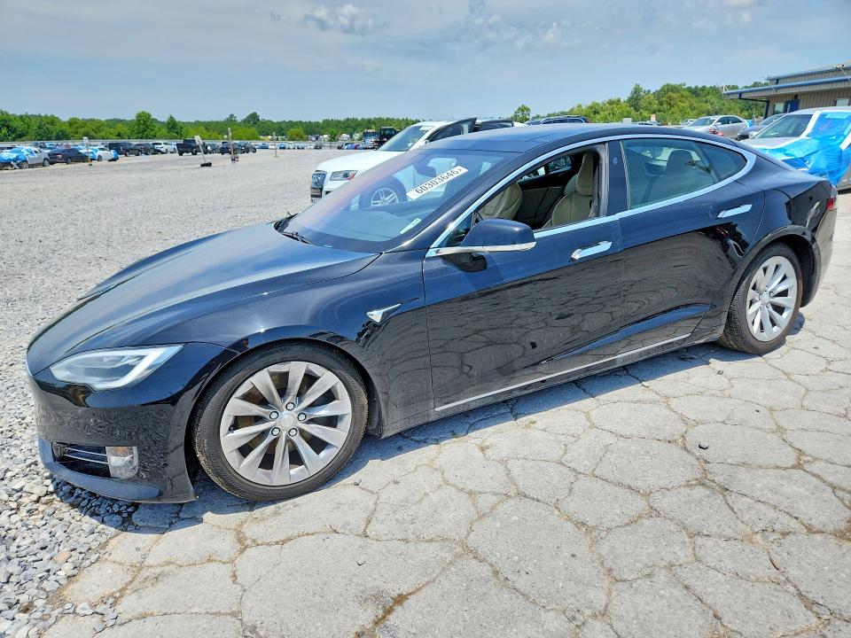 Продажа на аукционе авто 2017 Tesla Model S, vin: 5YJSA1E13HF185476, номер лота: 60303646