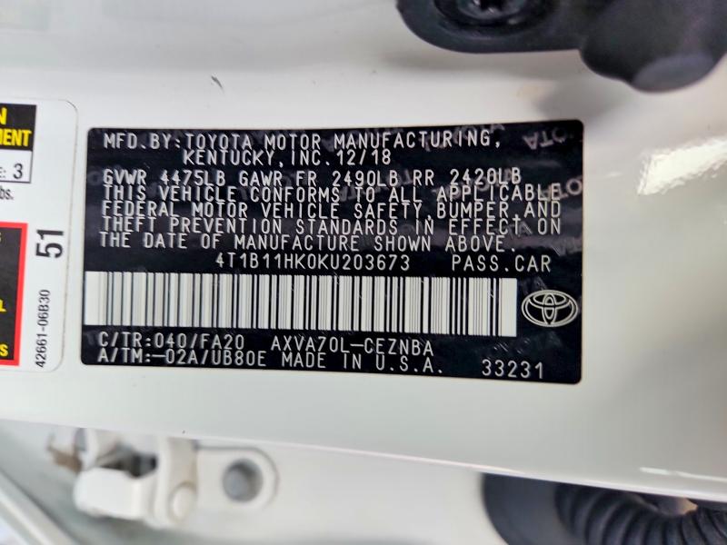 63127256 :رقم المزاد ، 4T1B11HK0KU203673 vin ، 2019 Toyota Camry مزاد بيع