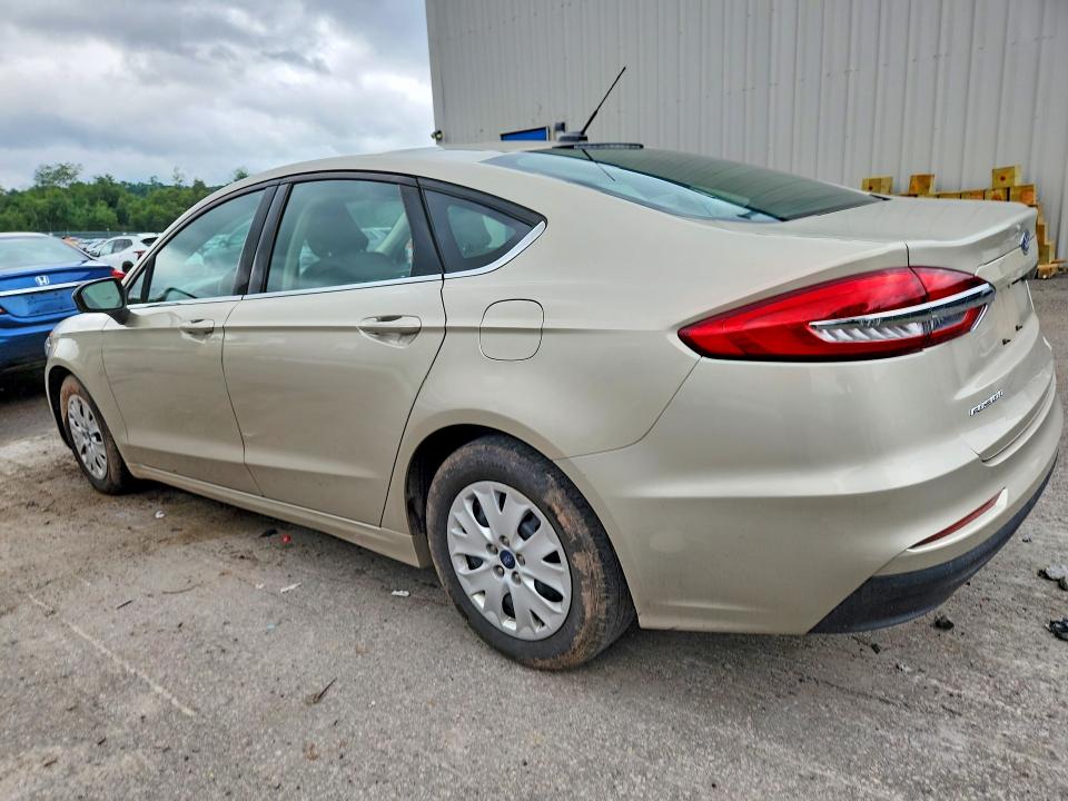 Продажа на аукционе авто 2019 Ford Fusion, vin: 3FA6P0G79KR245641, номер лота: 61860966
