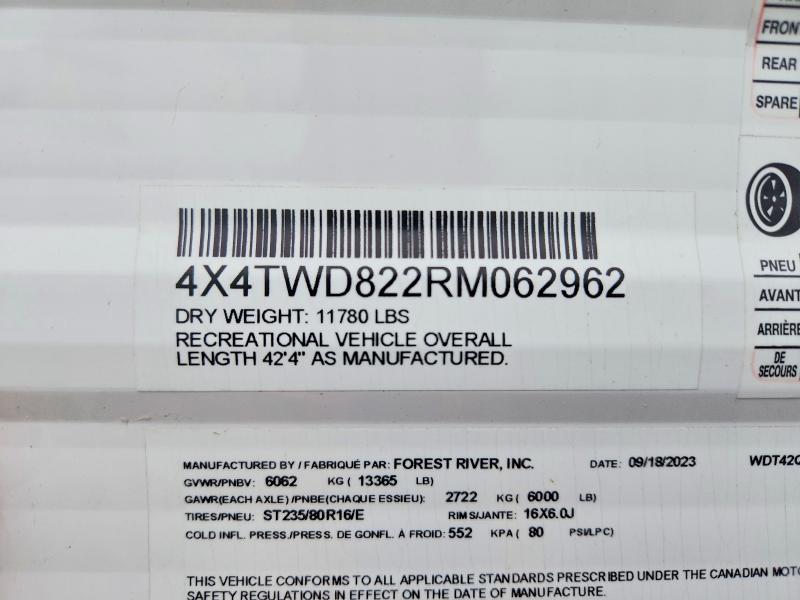 63283646 :رقم المزاد ، 4X4TWD822RM062962 vin ، 2024 Foresriver Wildwood 2 مزاد بيع