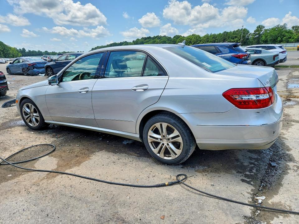 60394736 :رقم المزاد ، WDDHF5GB7BA399126 vin ، 2011 Mercedes-benz E مزاد بيع