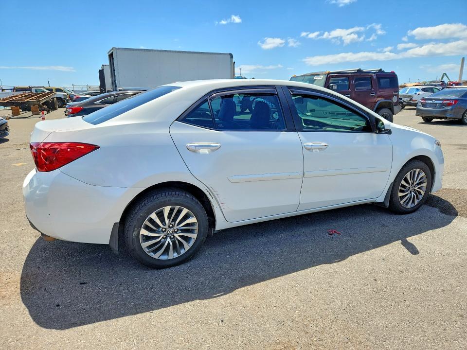 2018 Toyota Corolla მანქანა იყიდება აუქციონზე, vin: 5YFBURHEXJP823043, აუქციონის ნომერი: 61008286