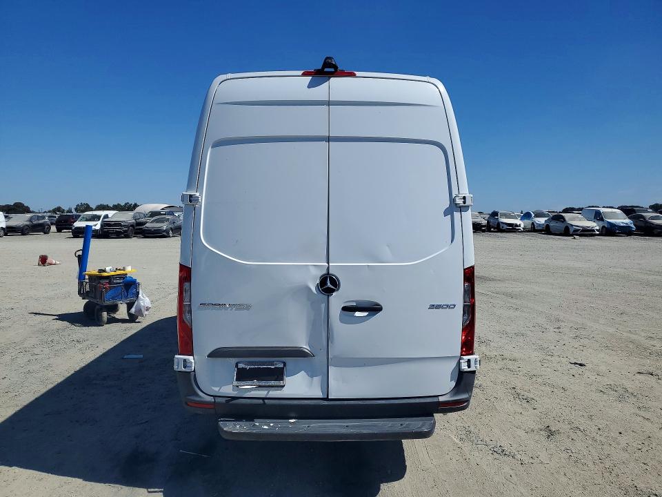 Продажа на аукционе авто 2023 Mercedes-benz Sprinter, vin: W1Y4NCHYXPT140947, номер лота: 61258096