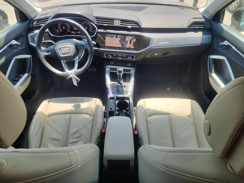 63486276 :رقم المزاد ، WA1EECF39M1098949 vin ، 2021 Audi Q3 مزاد بيع