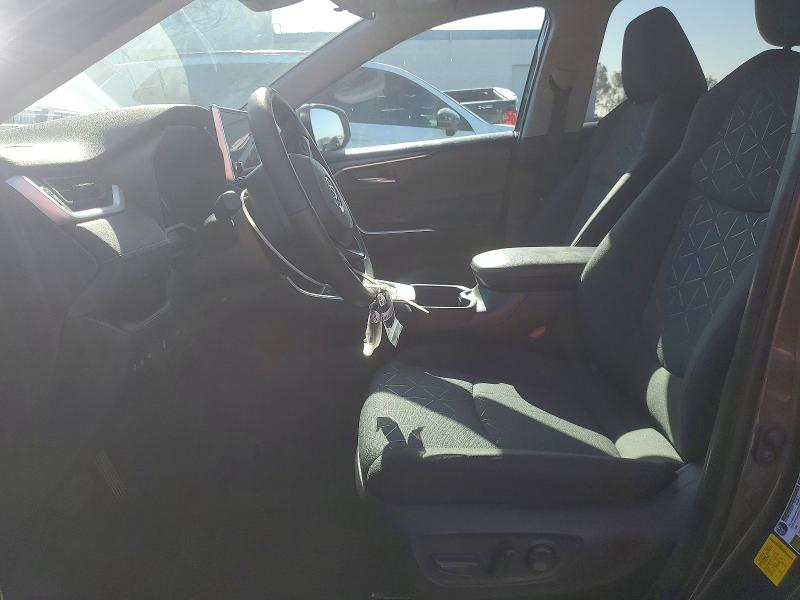 60500246 :رقم المزاد ، 2T3P1RFV4SW632971 vin ، 2025 Toyota Rav4 مزاد بيع