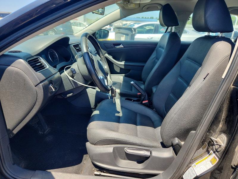 61430066 :رقم المزاد ، 3VWDP7AJ2CM338737 vin ، 2012 Volkswagen Jetta مزاد بيع