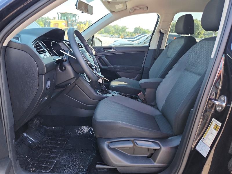 60195346 :رقم المزاد ، 3VV0B7AX5LM032492 vin ، 2020 Volkswagen Tiguan مزاد بيع