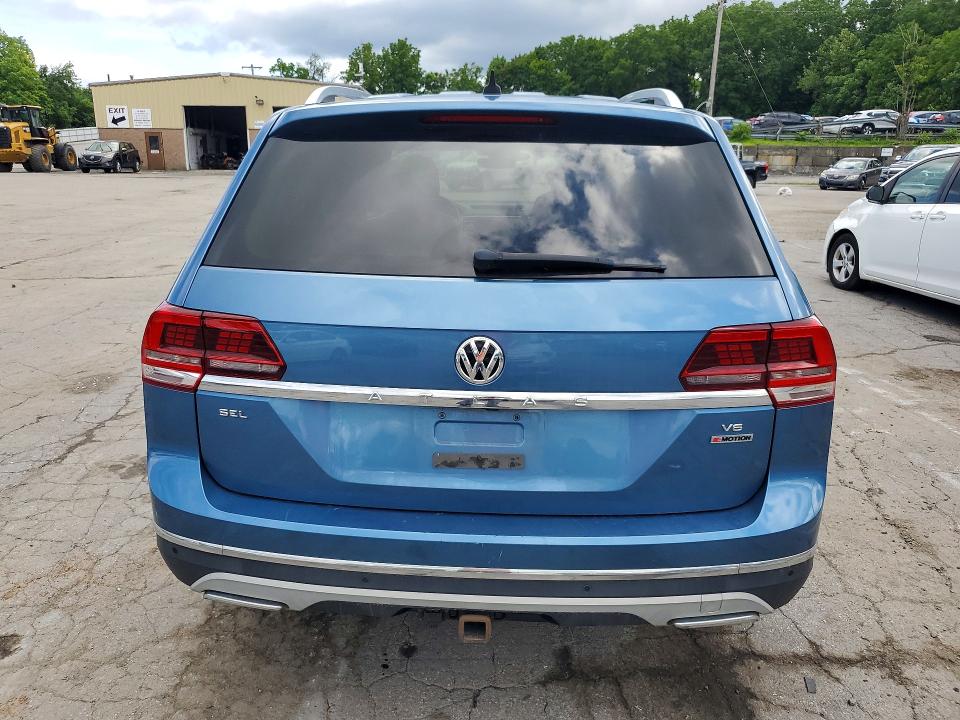 63392426 :رقم المزاد ، 1V2MR2CA3KC584448 vin ، 2019 Volkswagen Atlas مزاد بيع