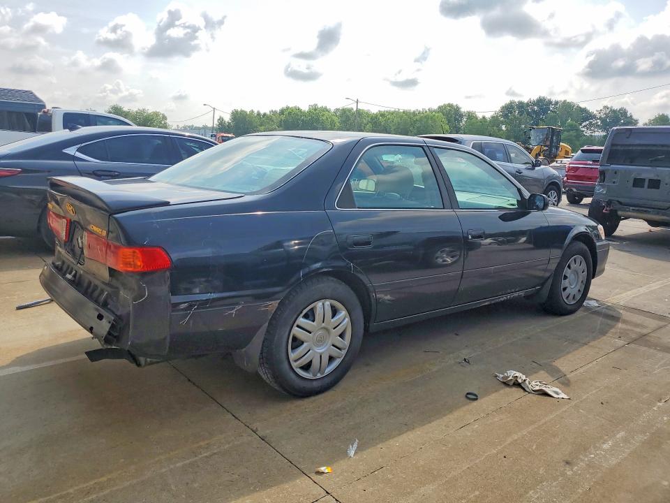 85614665 :رقم المزاد ، 4T1BG22K01U099312 vin ، 2001 Toyota Camry مزاد بيع